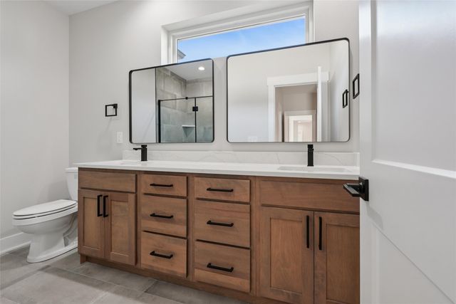 17321 North Valley Drive, Urbandale, IA 50323