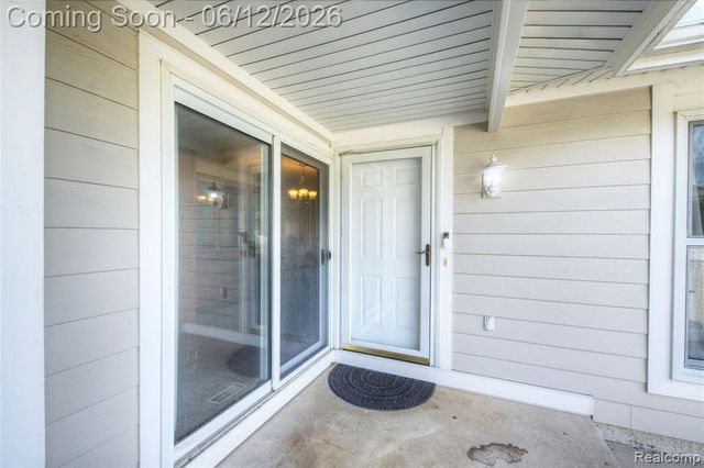 22727 Cortes Street, Novi, MI 48375