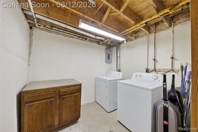 22727 Cortes Street, Novi, MI 48375