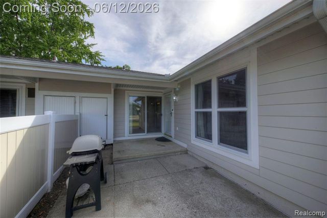 22727 Cortes Street, Novi, MI 48375