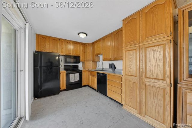 22727 Cortes Street, Novi, MI 48375
