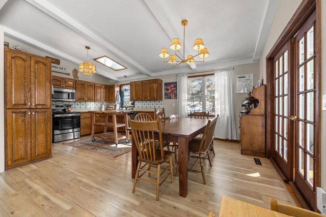 4109 Valentine Crest Road, Arden Hills, MN 55112