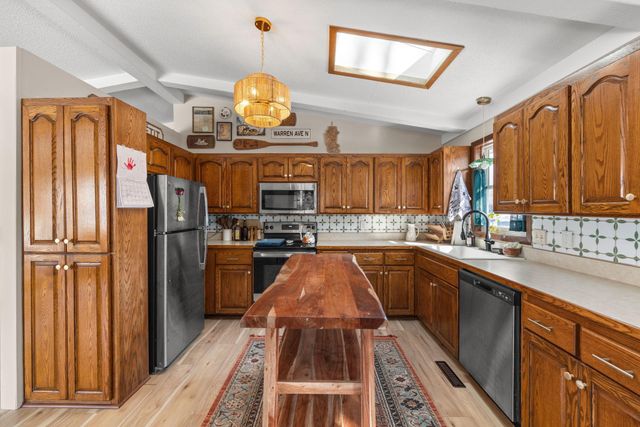 4109 Valentine Crest Road, Arden Hills, MN 55112