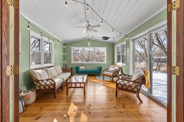 4109 Valentine Crest Road, Arden Hills, MN 55112