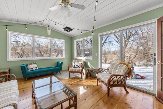 4109 Valentine Crest Road, Arden Hills, MN 55112