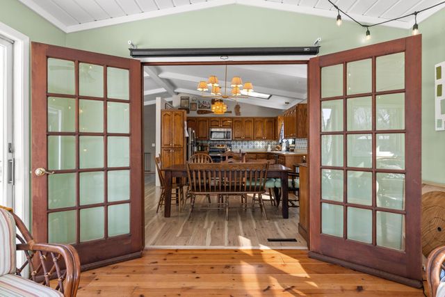 4109 Valentine Crest Road, Arden Hills, MN 55112