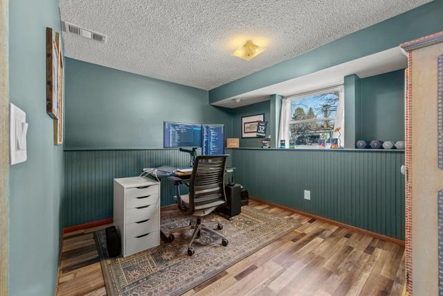 4109 Valentine Crest Road, Arden Hills, MN 55112