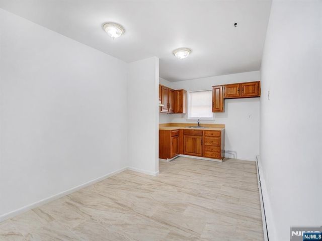 365 Bloomfield Avenue 5B, Verona, NJ 07044