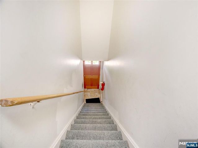 365 Bloomfield Avenue 5B, Verona, NJ 07044