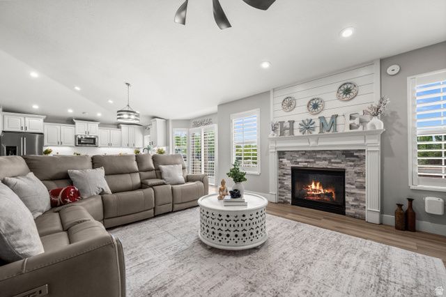 2995 W SPRINGER LN, South Jordan, UT 84095