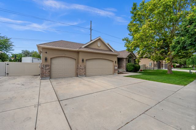 2995 W SPRINGER LN, South Jordan, UT 84095