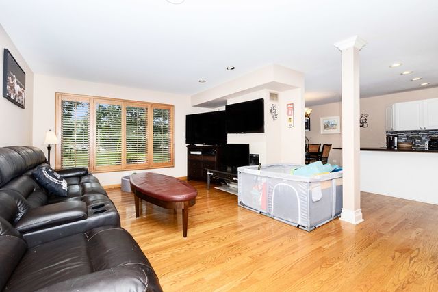 16647 Grants Trail, Orland Park, IL 60467