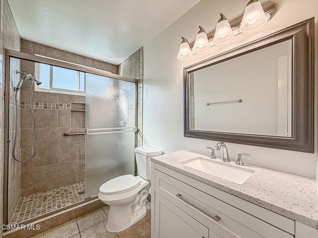 253 Reddington Court, Camarillo, CA 93010