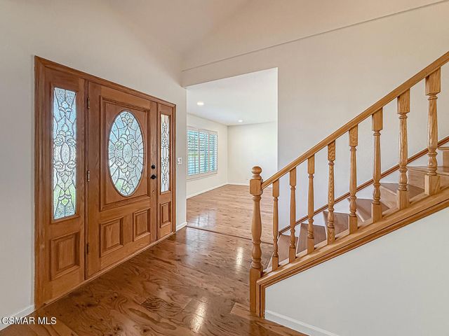 253 Reddington Court, Camarillo, CA 93010