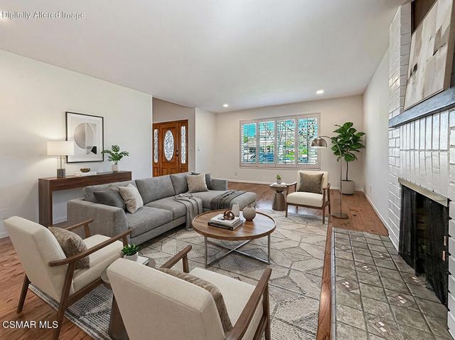 253 Reddington Court, Camarillo, CA 93010