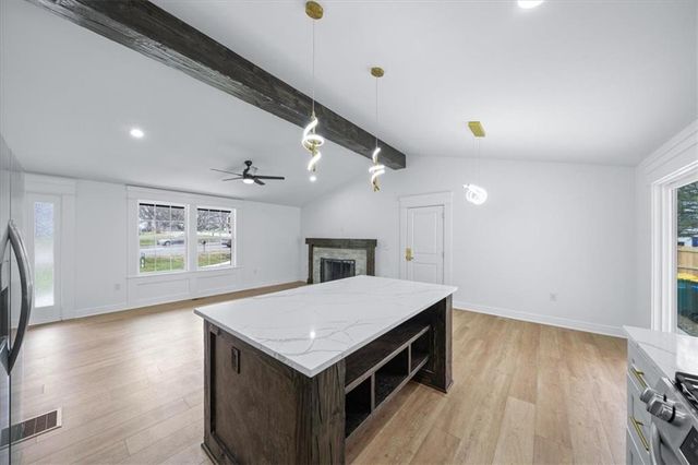 8620 W 75th Street, Overland Park, KS 66204