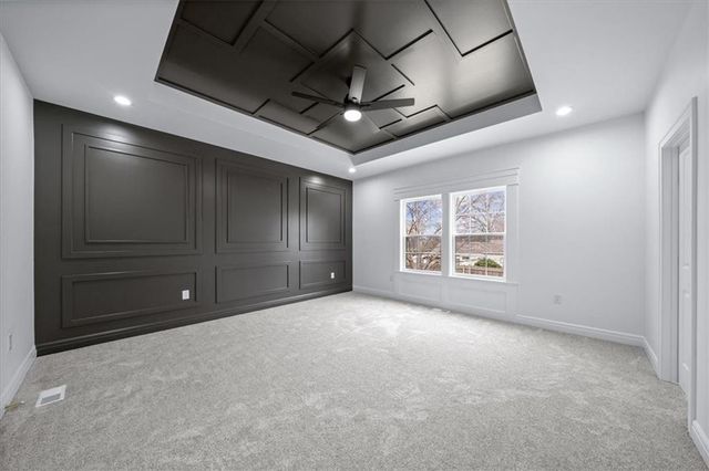 8620 W 75th Street, Overland Park, KS 66204