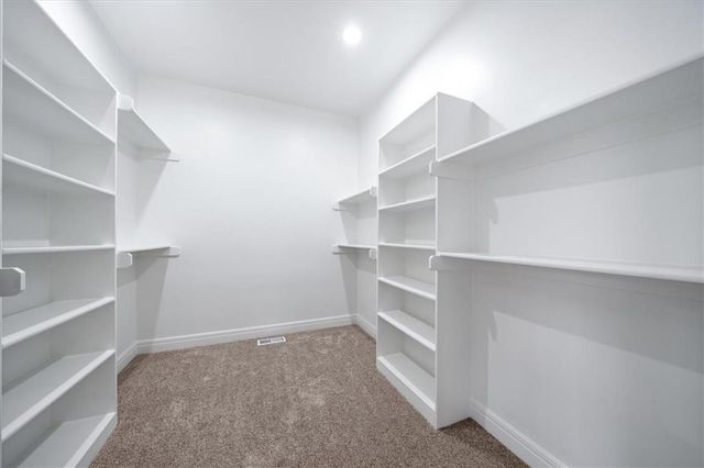 8620 W 75th Street, Overland Park, KS 66204