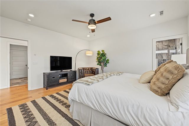 5801 SW Peaceful Avenue, Bentonville, AR 72713