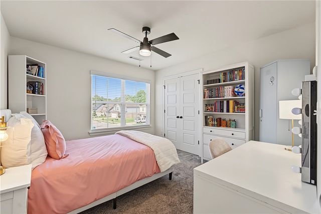 5801 SW Peaceful Avenue, Bentonville, AR 72713