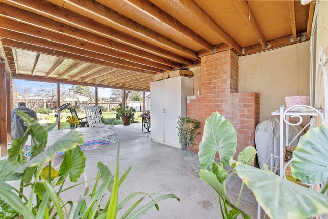3942 W Vassar Avenue, Visalia, CA 93277