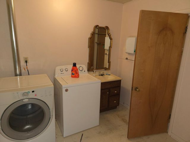 530 W Broadway Street, Monticello, MN 55362