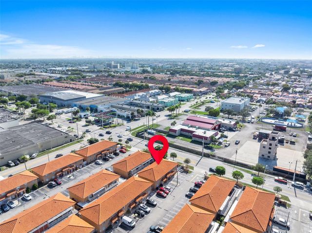 2425 W 76th St 102, Hialeah, FL 33016