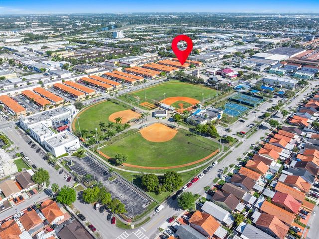 2425 W 76th St 102, Hialeah, FL 33016
