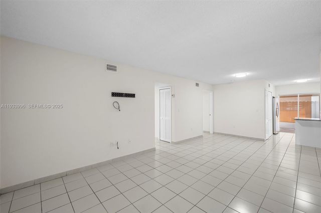 2425 W 76th St 102, Hialeah, FL 33016
