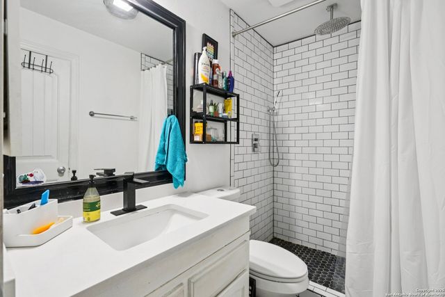 1319 E Bitters, San Antonio, TX 78216