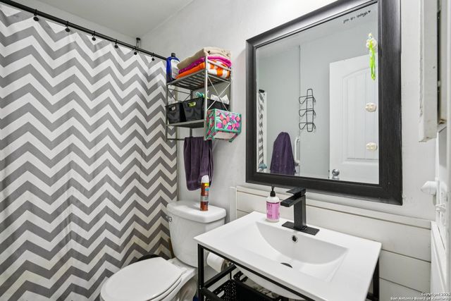 1319 E Bitters, San Antonio, TX 78216