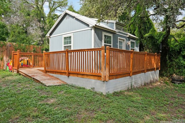 1319 E Bitters, San Antonio, TX 78216