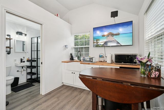 1319 E Bitters, San Antonio, TX 78216