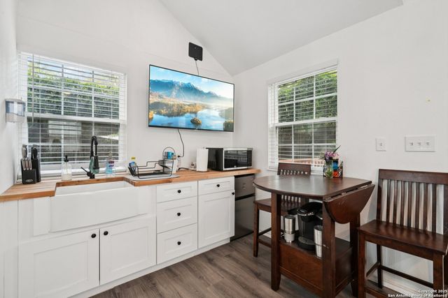 1319 E Bitters, San Antonio, TX 78216