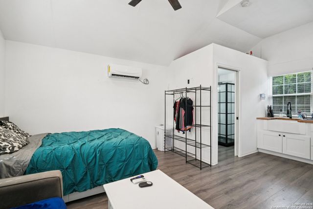 1319 E Bitters, San Antonio, TX 78216