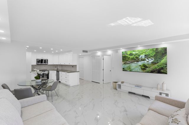 3800 Galt Ocean Drive 808, Fort Lauderdale, FL 33308