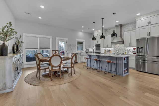 121 Denton Ct, Clarksville, TN 37043