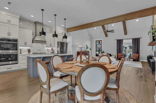 121 Denton Ct, Clarksville, TN 37043