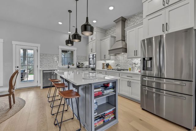 121 Denton Ct, Clarksville, TN 37043