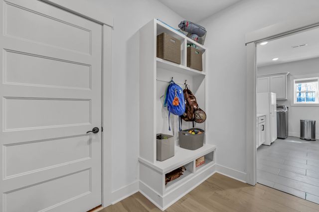 121 Denton Ct, Clarksville, TN 37043