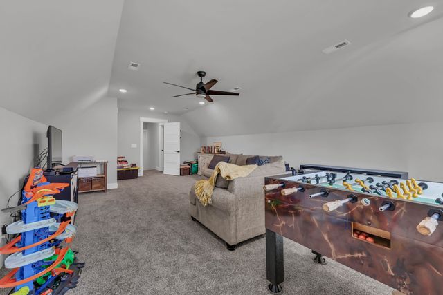 121 Denton Ct, Clarksville, TN 37043