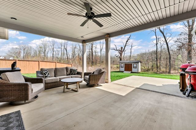 121 Denton Ct, Clarksville, TN 37043