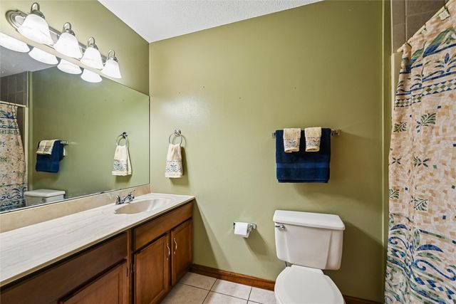 6907 Terrazzo Drive NW, Cedar Rapids, IA 53405