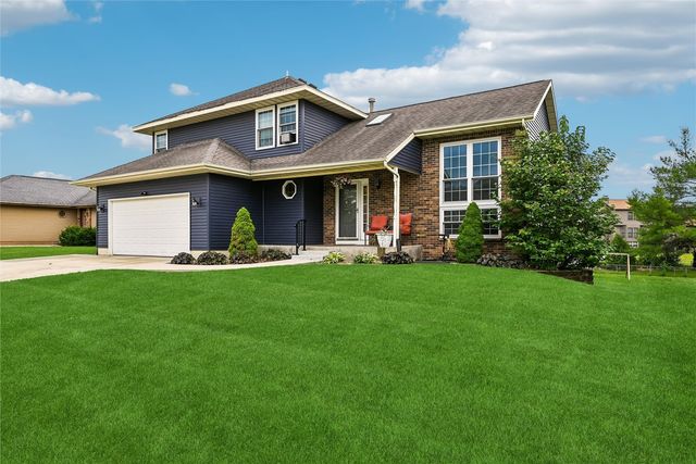 6907 Terrazzo Drive NW, Cedar Rapids, IA 53405