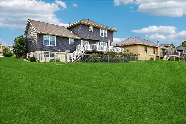 6907 Terrazzo Drive NW, Cedar Rapids, IA 53405