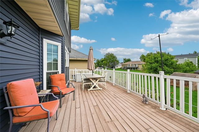 6907 Terrazzo Drive NW, Cedar Rapids, IA 53405