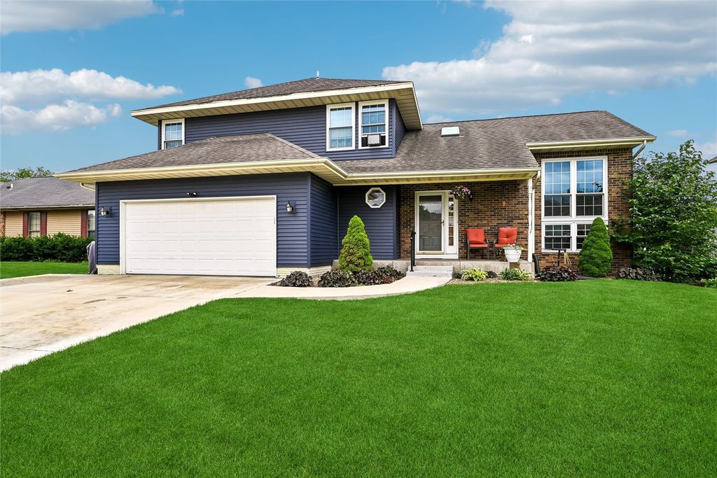 6907 Terrazzo Drive NW, Cedar Rapids, IA 53405