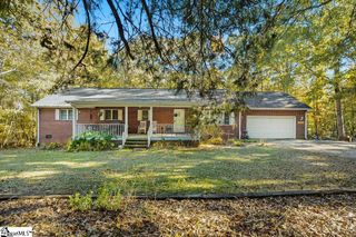 203 C P Hanks Road, Iva, SC 29655