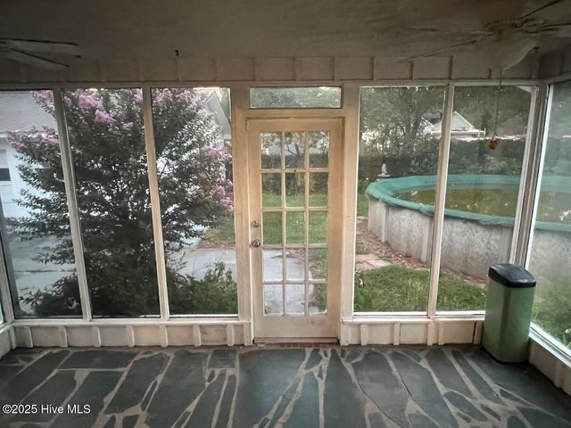 313 E 1st Avenue, Chadbourn, NC 28431