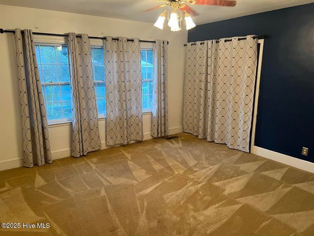 313 E 1st Avenue, Chadbourn, NC 28431